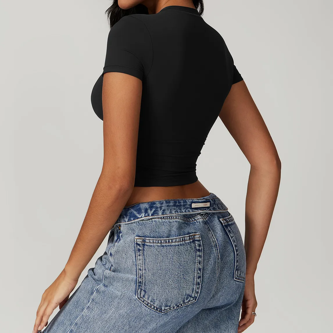 Women's Tight Crop Top Wholesale Workout Shirt Soft Fabric Yoga Short Sleeve Top Women's Tight Crop Top Wholesale Workout Shirt Soft Fabric Yoga Short Sleeve Top