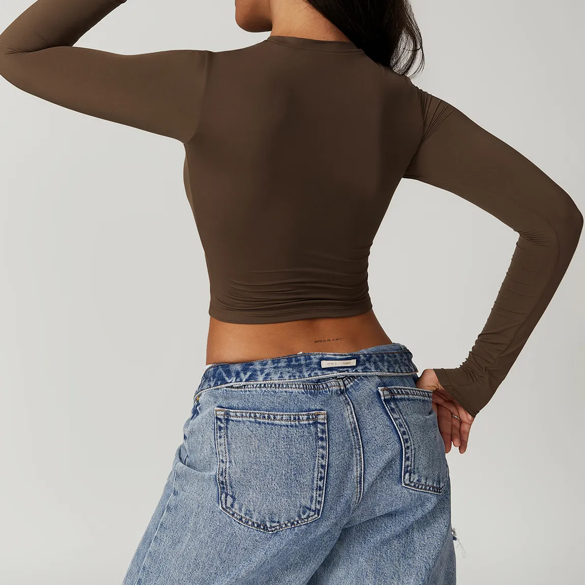 Women's Tight Crop Top Wholesale Workout Shirt Soft Fabric Yoga Long Sleeve Top Women's Tight Crop Top Wholesale Workout Shirt Soft Fabric Yoga Long Sleeve Top