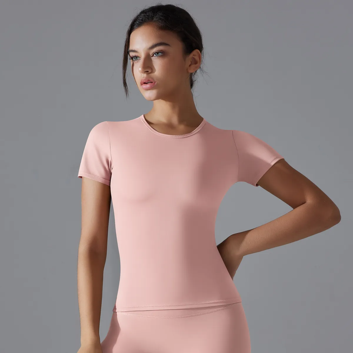 SKU-05-6663短袖-浅粉色 Fitness Clothing Manufacturer Tight Gym Shorts Running Gym Set Workout Short Sleeve Top