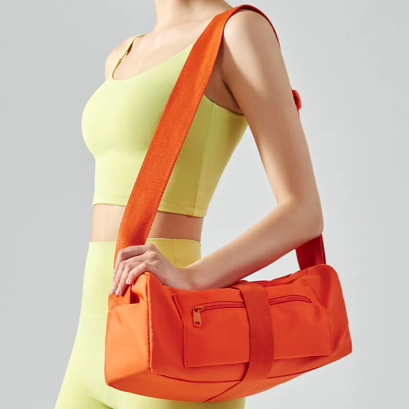 Gym Tote Bag Waterproof Yoga Bag for Women Men Workout Large Capacity Bag with Adjustable Strap