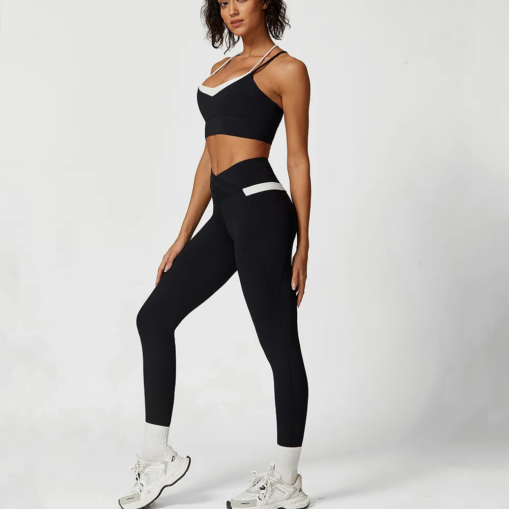 Contrast Color Yoga Set Hot Women in Yoga Pants Wholesale Sportswear Apparel Contrast Color Yoga Set Hot Women in Yoga Pants Wholesale Sportswear Apparel