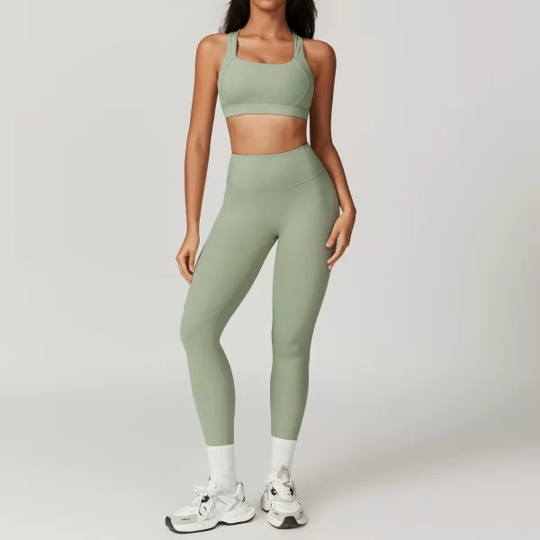 Sports Bra Fabric 4 Pieces Sets Hot Yoga Clothes Gym Wear Manufacturers Spark Clothing