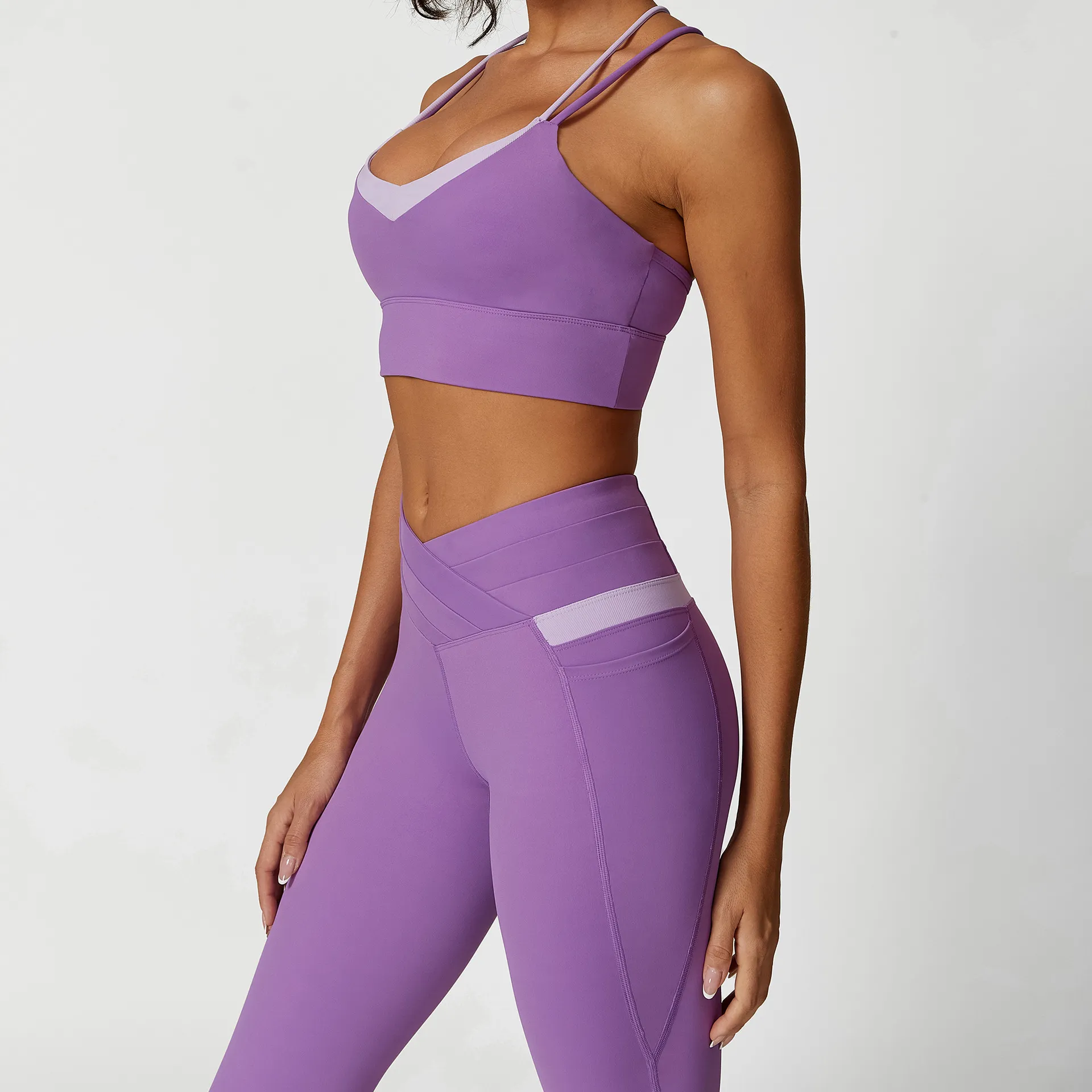 Contrast Color Yoga Set Hot Women in Yoga Pants Wholesale Sportswear Apparel Contrast Color Yoga Set Hot Women in Yoga Pants Wholesale Sportswear Apparel