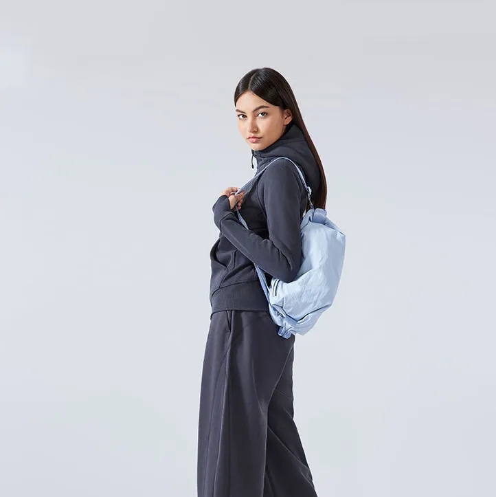 Multifunctional Gym Bag Waterproof Shoulder Bag Adjustable Shoulder Straps Cycling Backpack Multifunctional Gym Bag Waterproof Shoulder Bag Adjustable Shoulder Straps Cycling Backpack