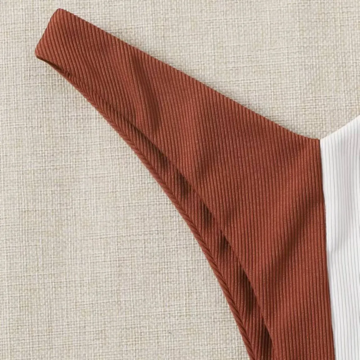 Beach Wear for Women Contrast Colors Two Piece Swimsuit Beach Wear for Women Contrast Colors Two Piece Swimsuit