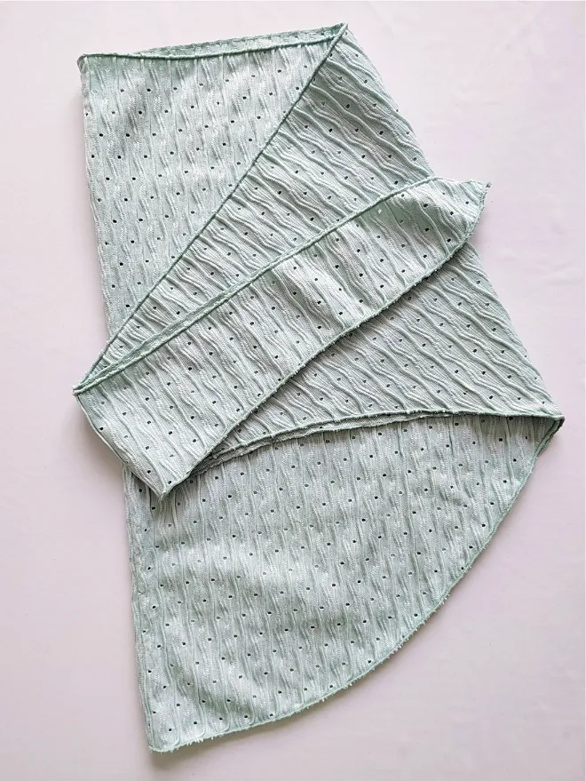 详情-37 Halter Triangle String Bikini Set with Beach Skirt Swimwear Set