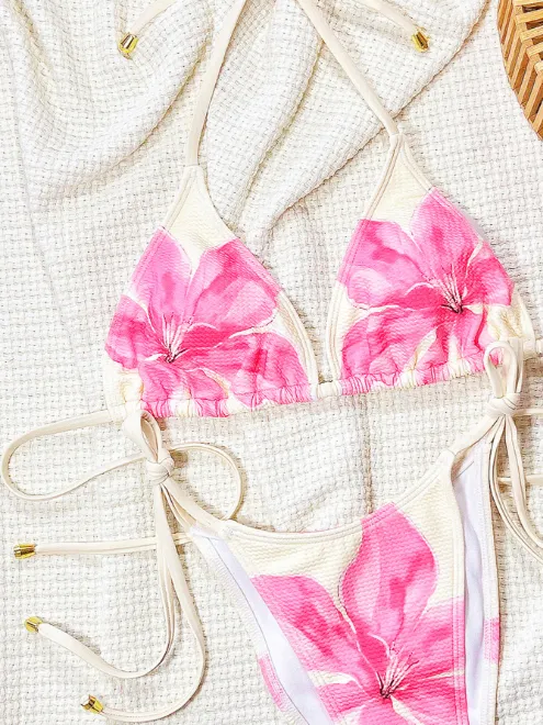 Special Fabric Adjustable Halter Triangle Swimsuit Manufacturer